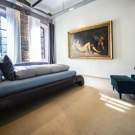 Carl-kaiser-loft I Lägenhet